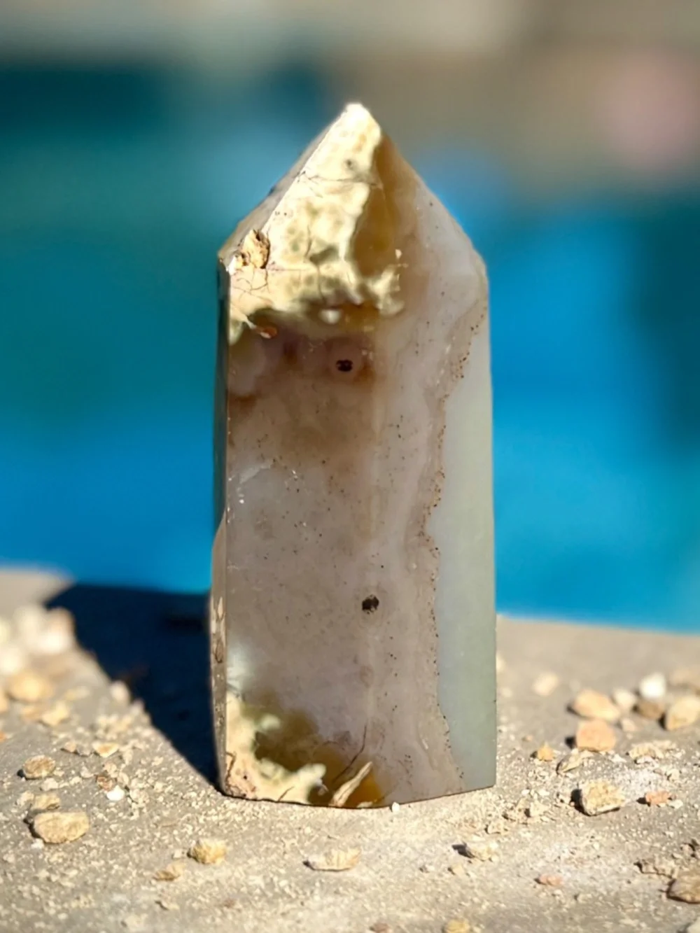 Brazilian Druzy Dove Grey Banded Agate Crystal Tower/Blue Sparkly Crystal